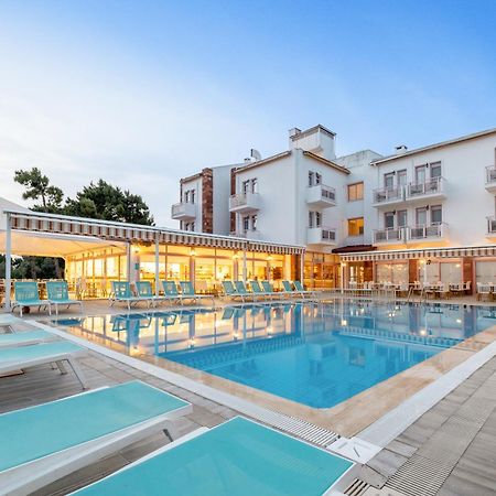 Hanedan Beach Hotel Foça Exteriör bild