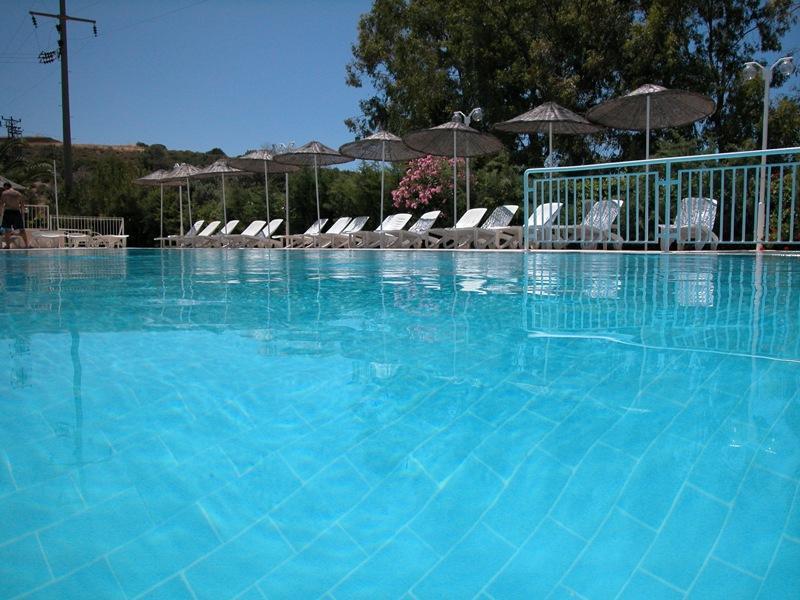 Hanedan Beach Hotel Foça Exteriör bild
