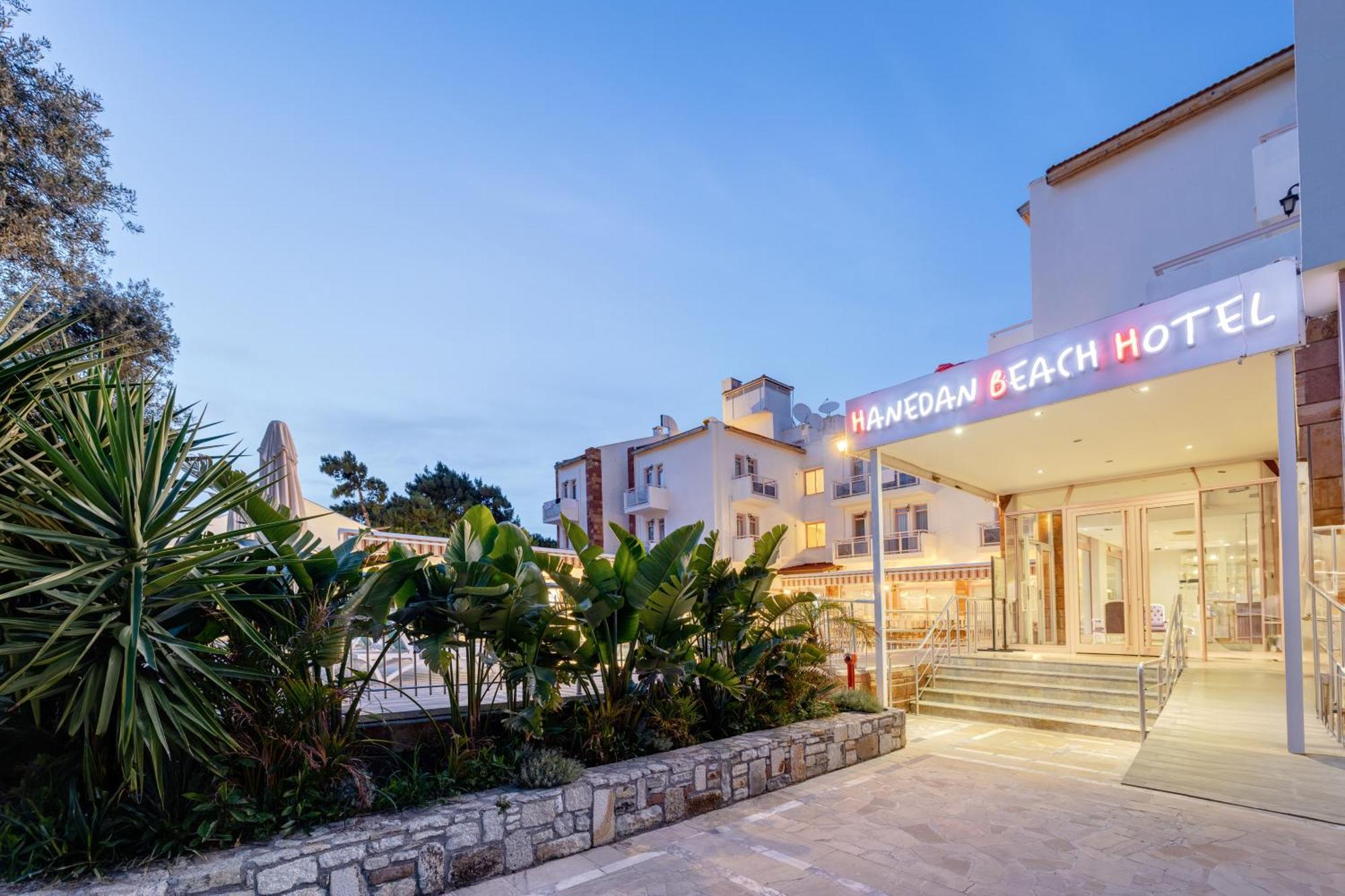 Hanedan Beach Hotel Foça Exteriör bild