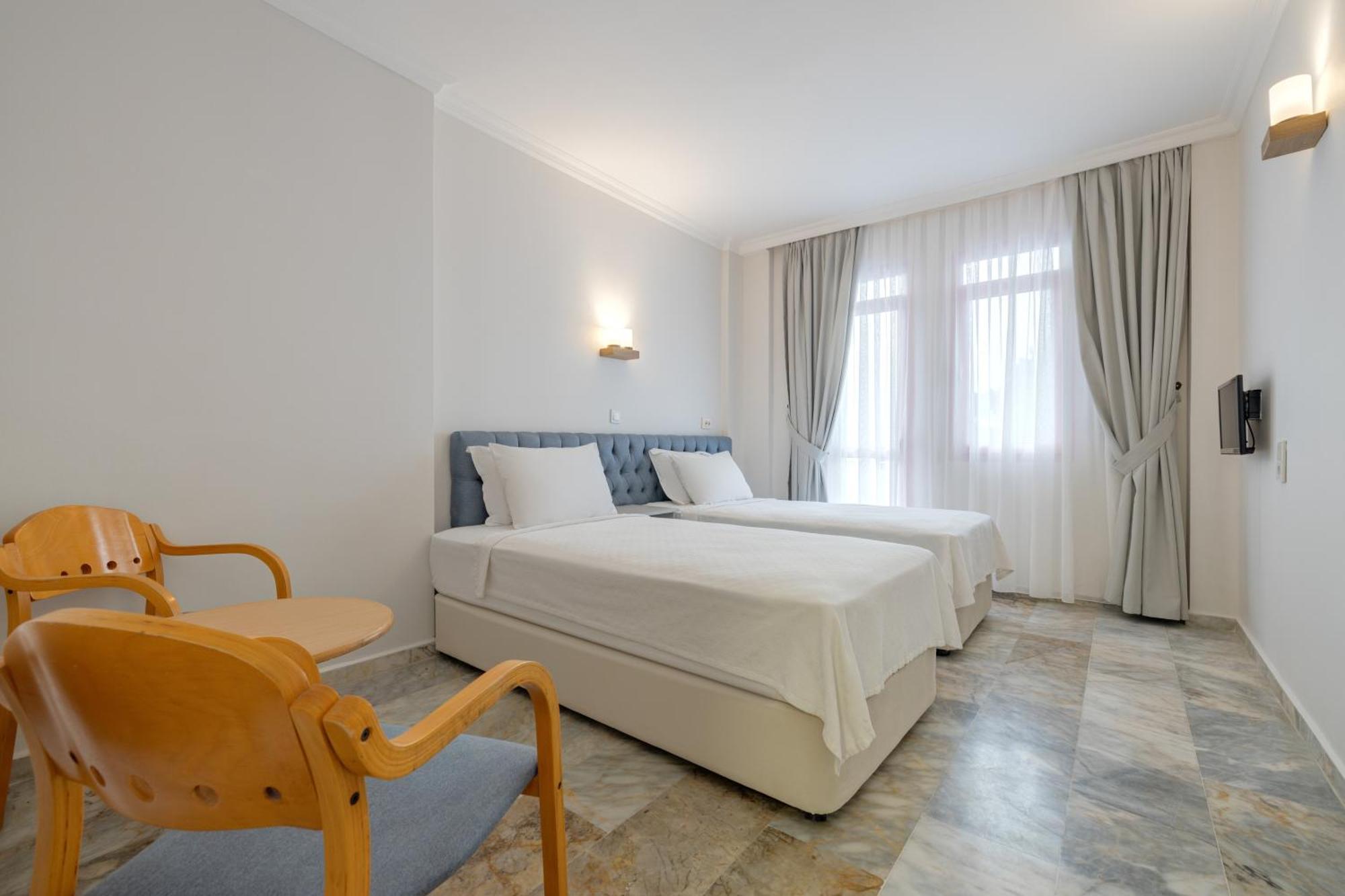 Hanedan Beach Hotel Foça Exteriör bild