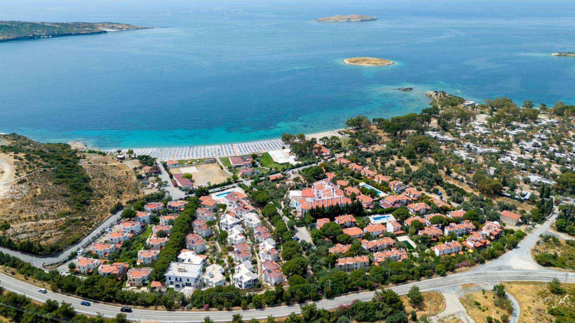 Hanedan Beach Hotel Foça Exteriör bild